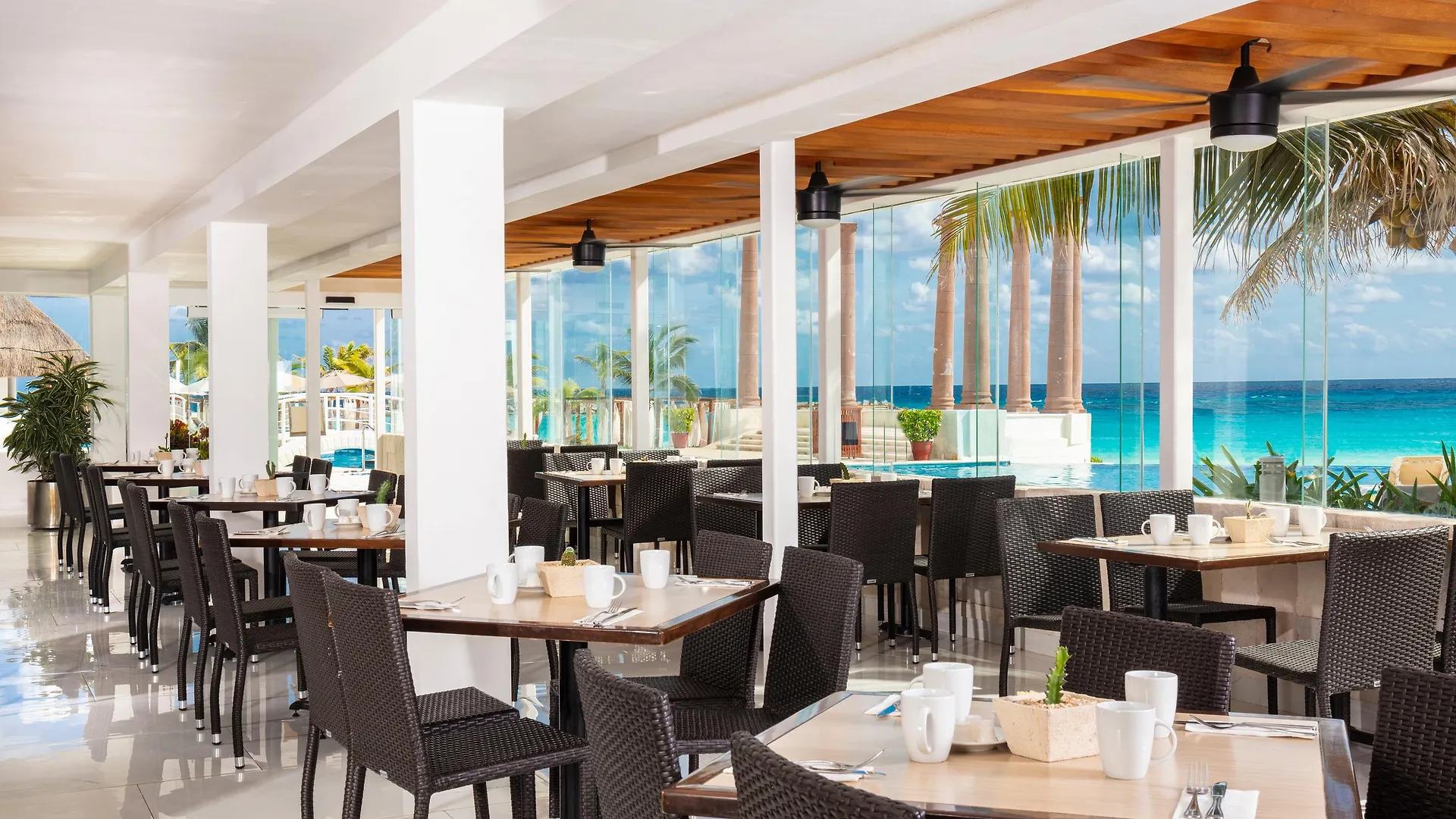 Krystal Cancún