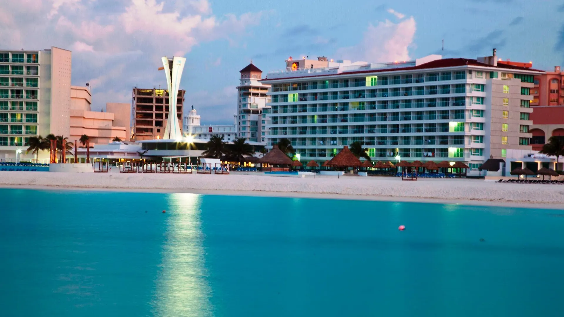 **** Resort Krystal Cancún México